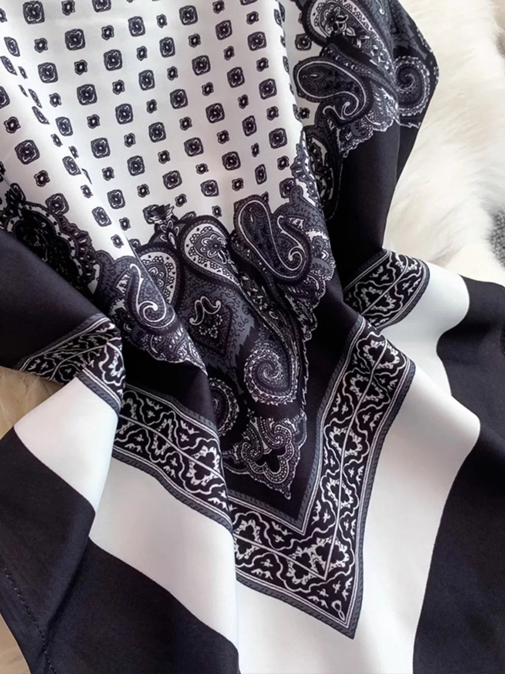 2af320e69ec14c6383de5b6891c8ea52-Max-Origin