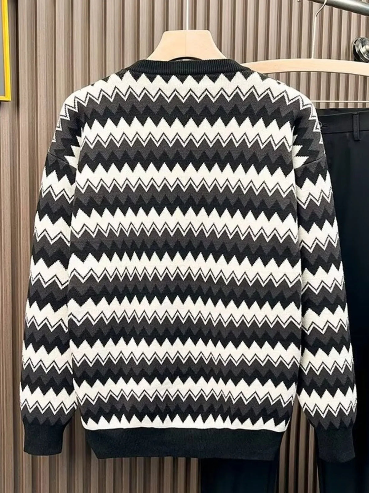 3a135cbf70374e3d9dc96d5b23bcd1d9-Max-Origin