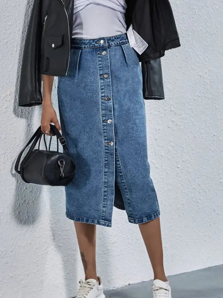 Buttoned Denim Skirt with Pockets