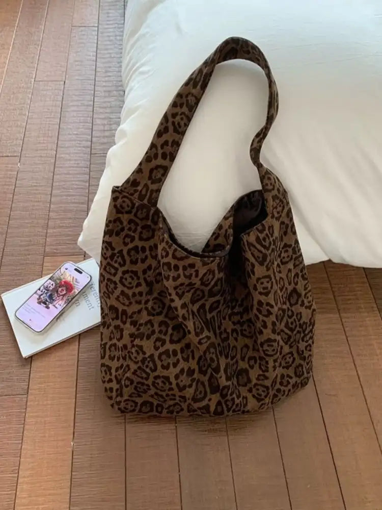 Casual Style Shoulder Bag