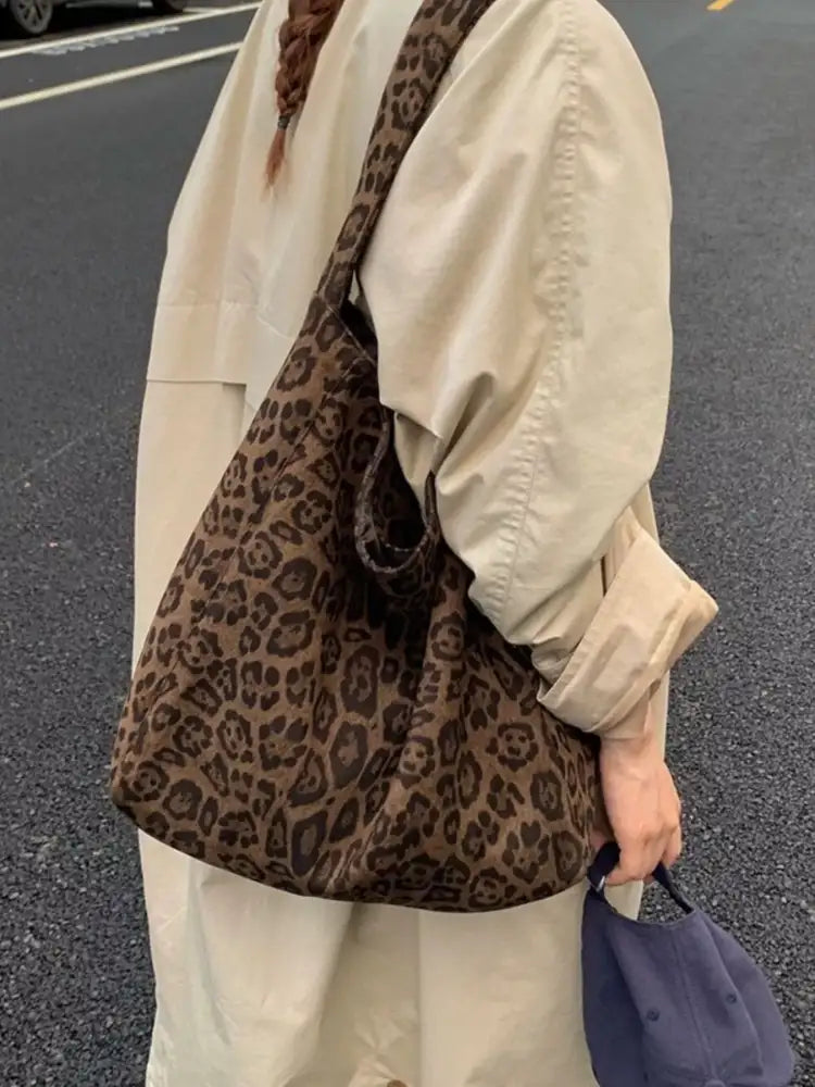 Casual Style Shoulder Bag