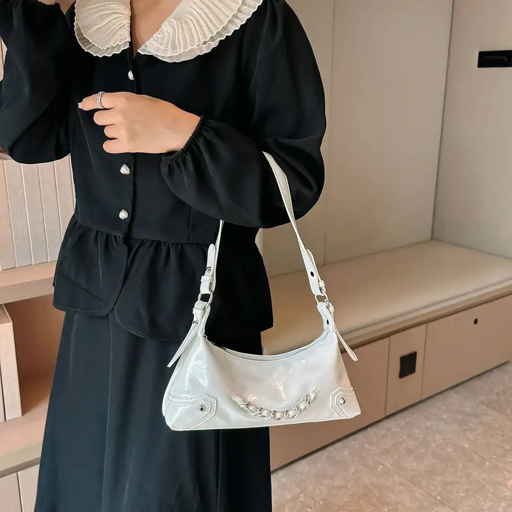 Chain Detail Leather Shoulder Bag