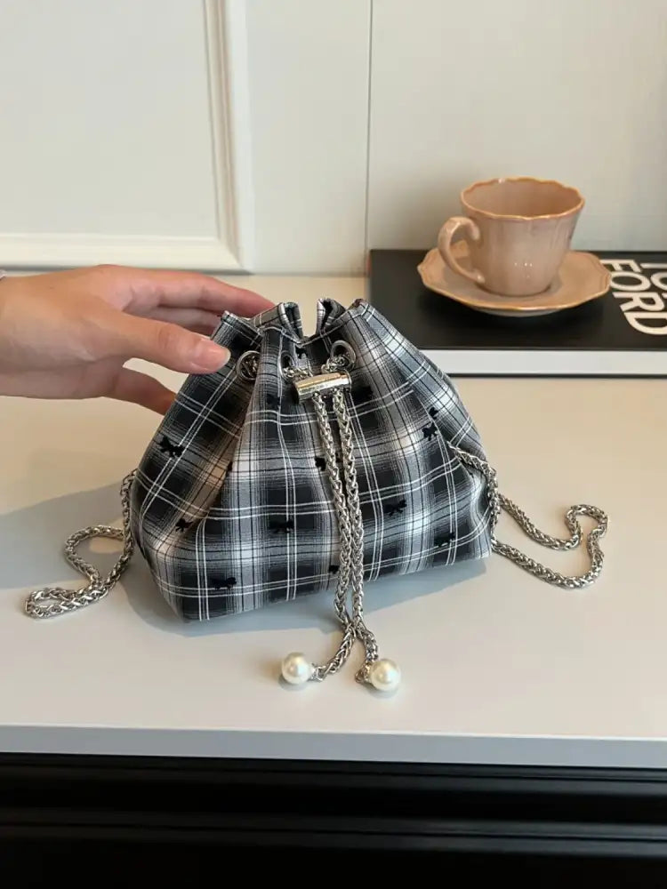 Chain Drawstring Bucket Bag