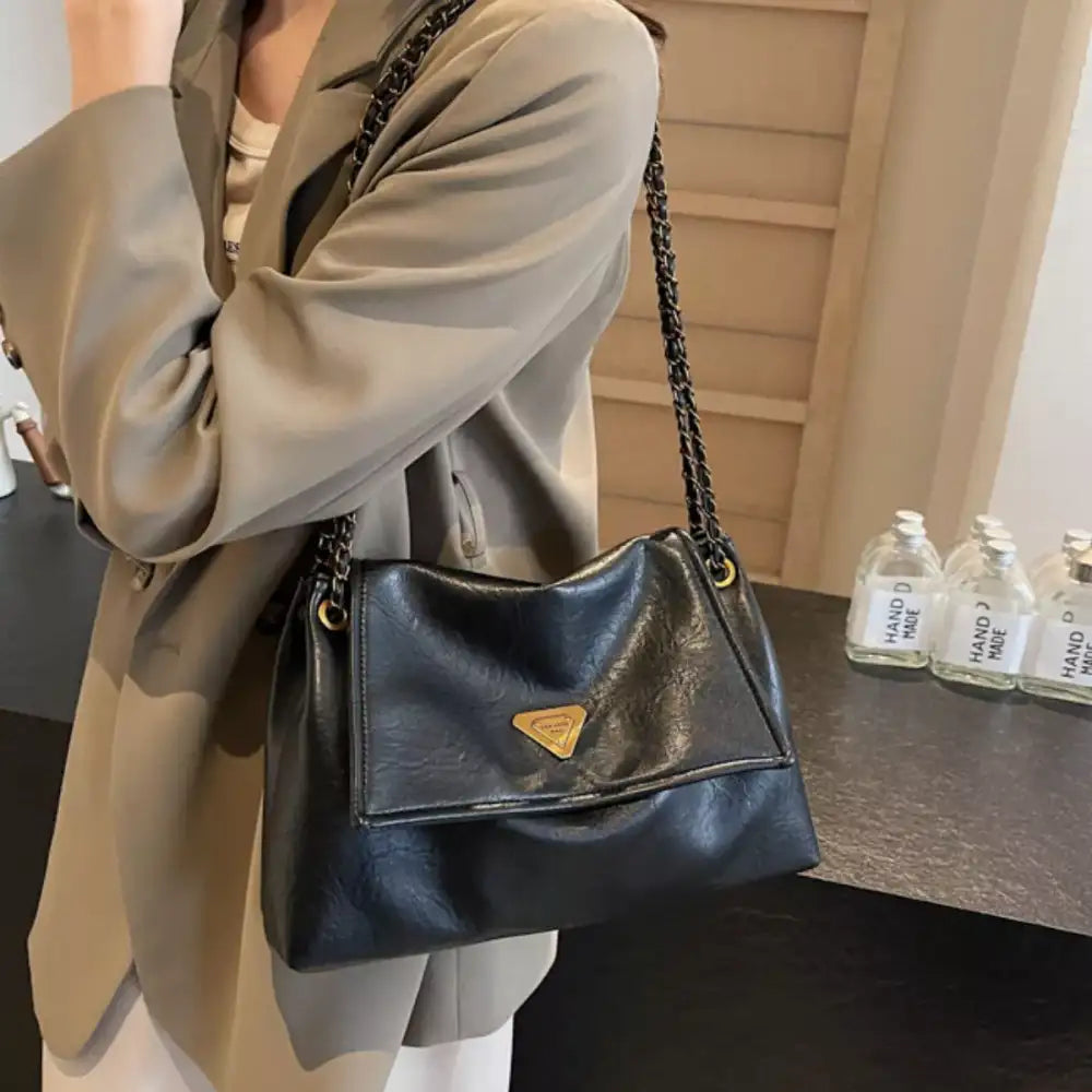 Chain Strap Shoulder Bag