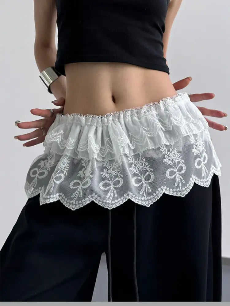 Decorative Lace Mini Skirt