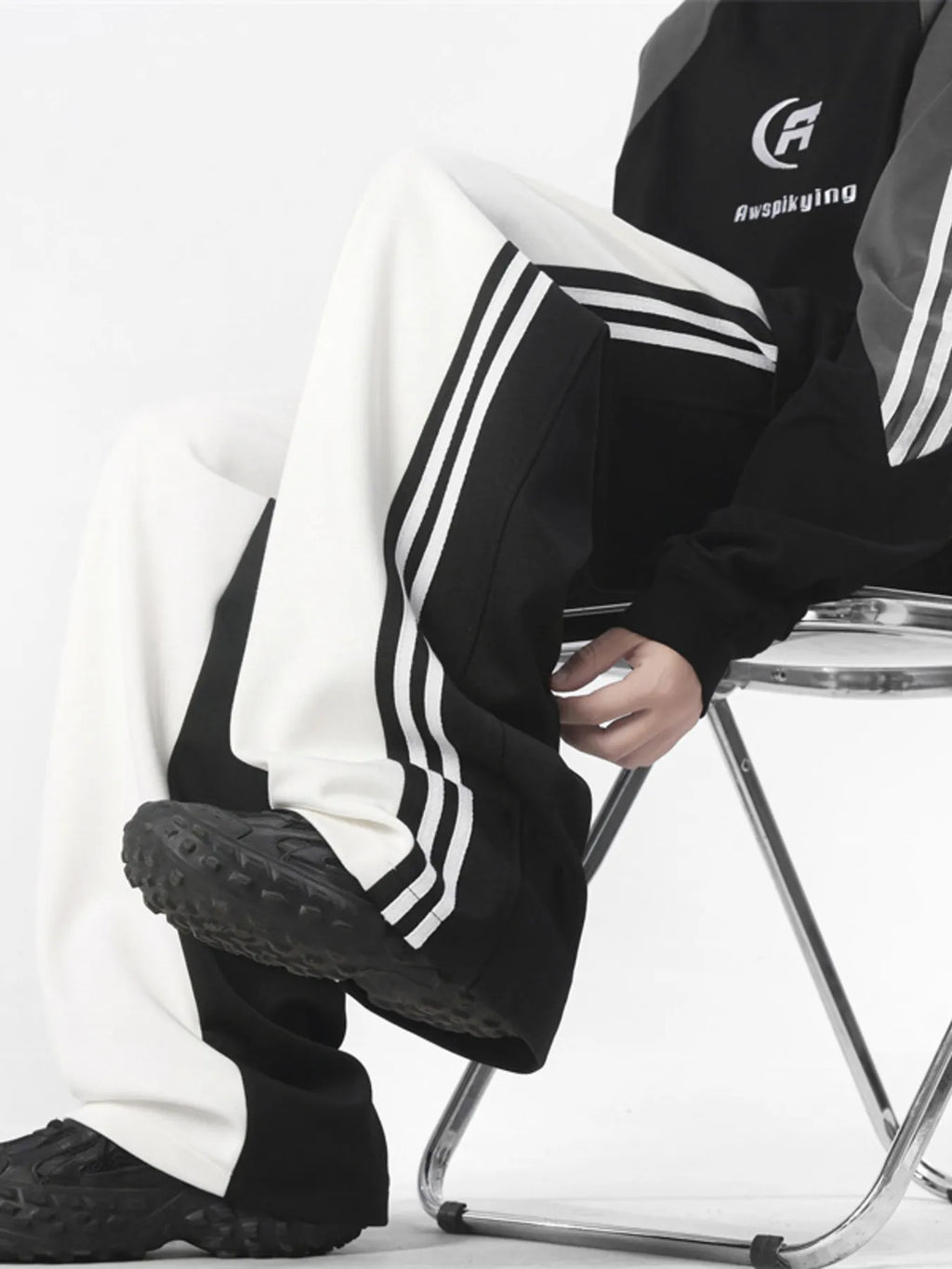 e7a5dff0240f44178d59fa586788096f-Max-Origin