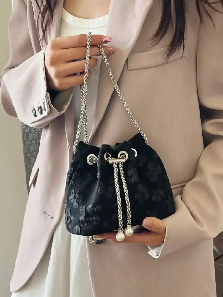 Flower Chain Bucket Bag