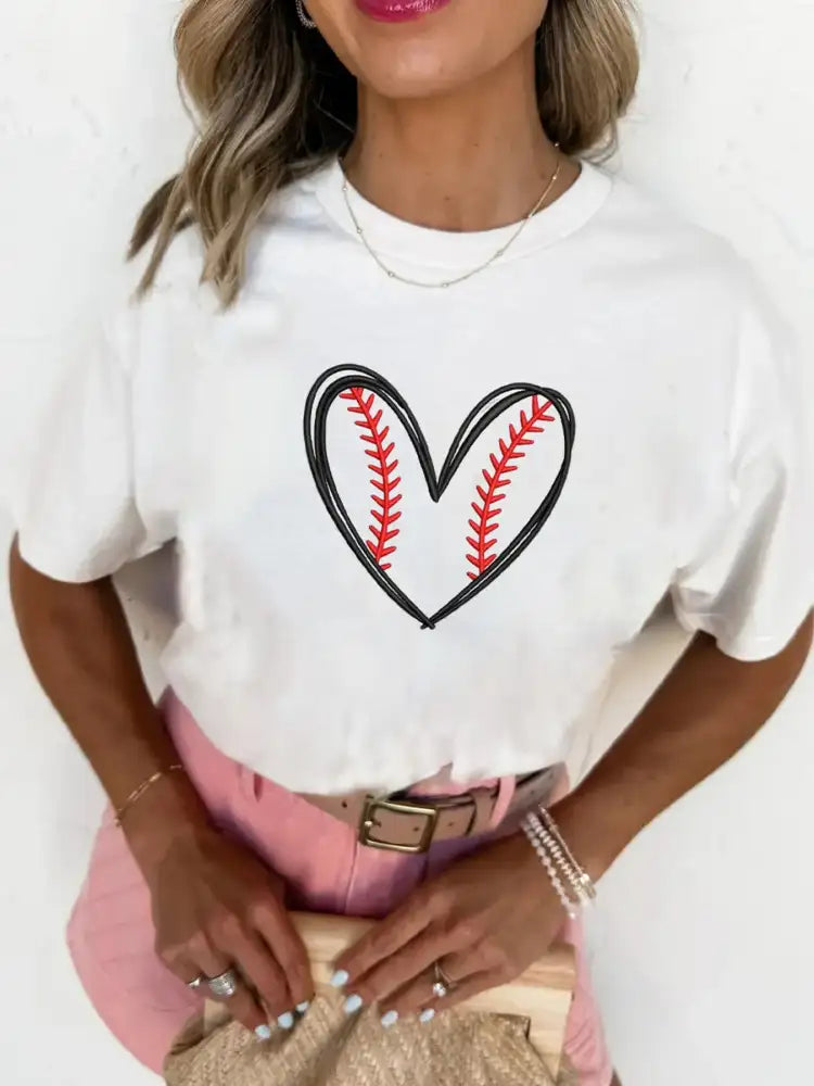 Heart Graphic Short Sleeve T-Shirt