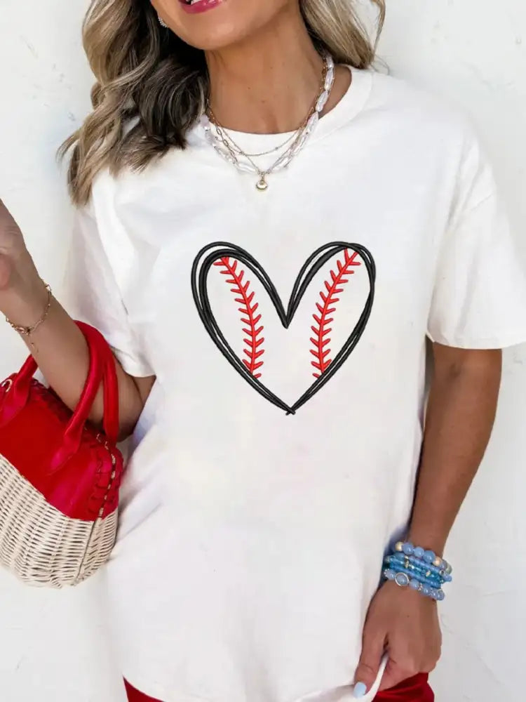 Heart Graphic Short Sleeve T-Shirt
