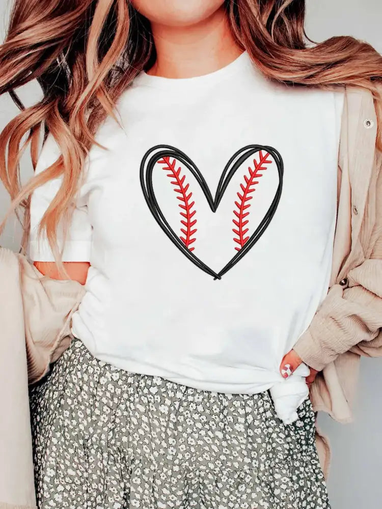 Heart Graphic Short Sleeve T-Shirt
