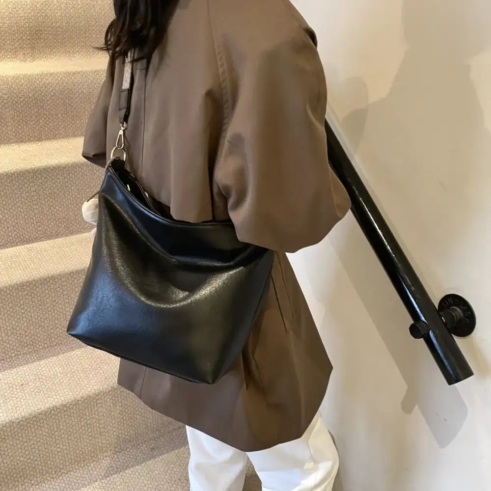 Leather Adjustable Strap Shoulder Bag