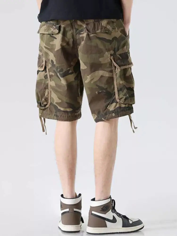 Men’s Camouflage Cargo Shorts with Multiple Pockets