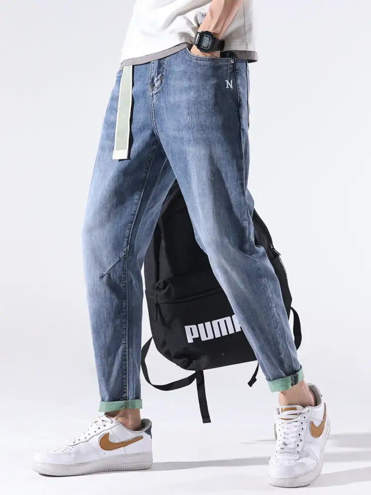 Men’s Casual Straight-Leg Jeans