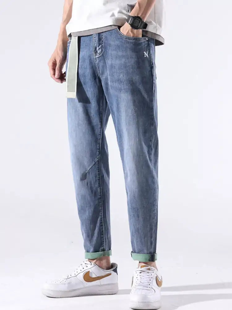 Men’s Casual Straight-Leg Jeans