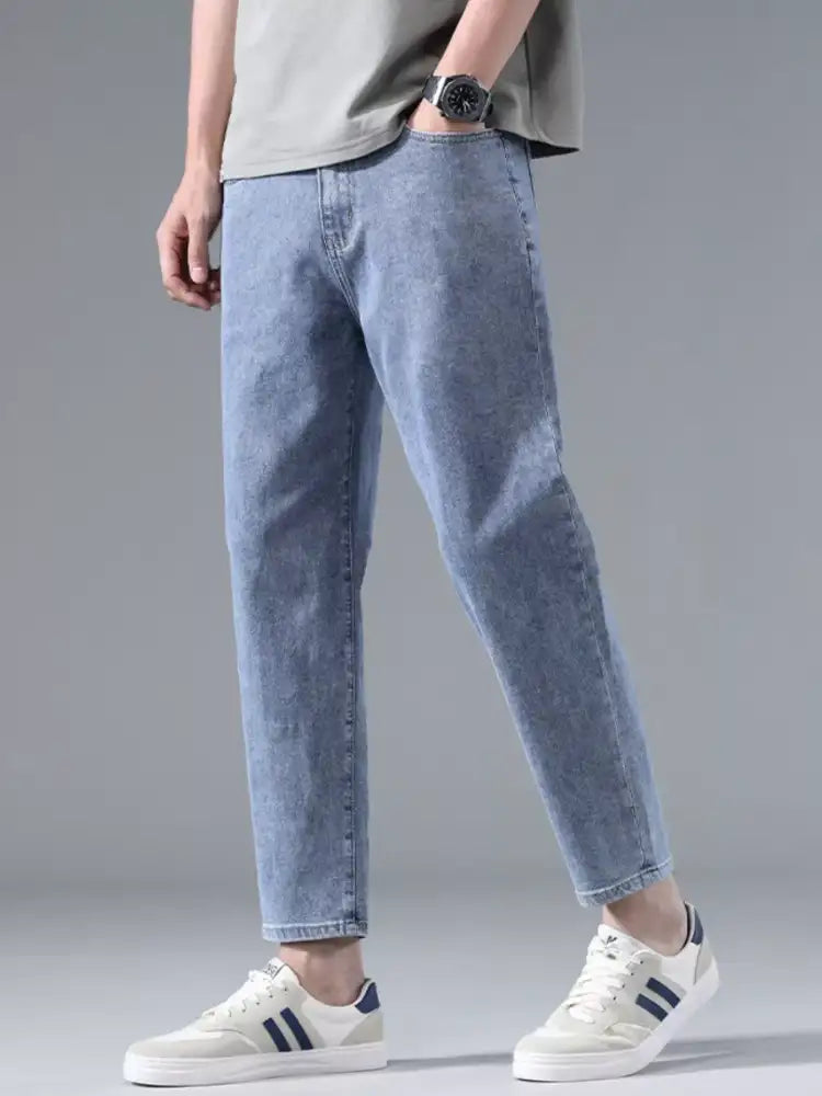 Men’s Casual Straight-Leg Wash Jeans