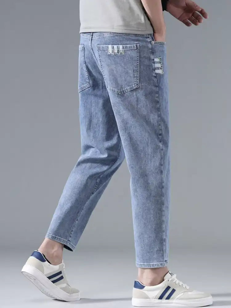 Men’s Casual Straight-Leg Wash Jeans