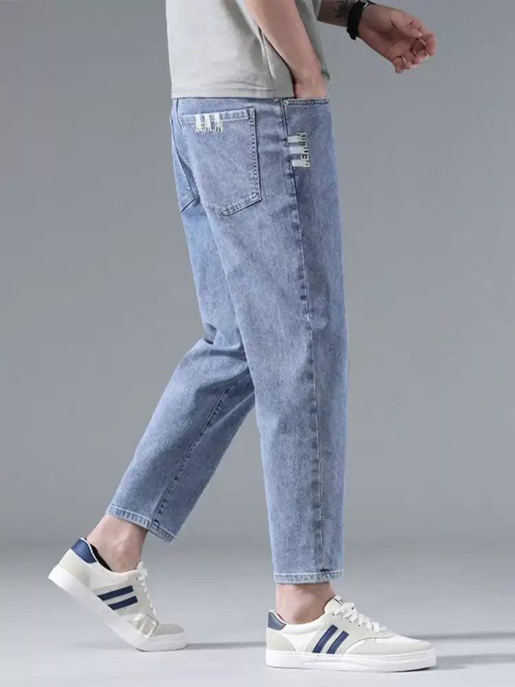 Men’s Casual Straight-Leg Wash Jeans