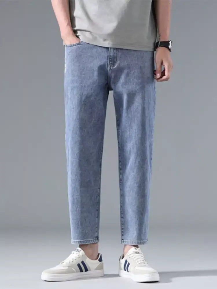 Men’s Casual Straight-Leg Wash Jeans