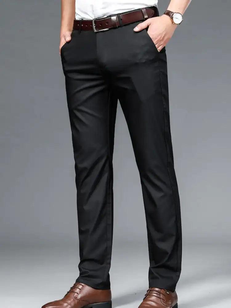 Men’s Classic Pocketed Pants