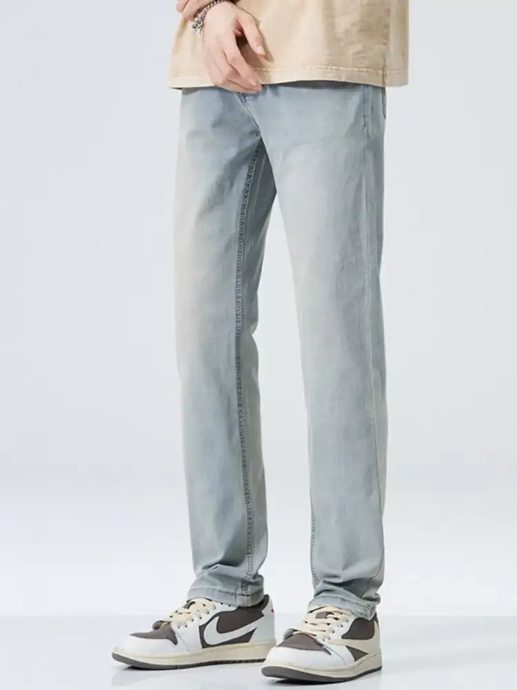 Men’s Classic Straight Fit Jeans