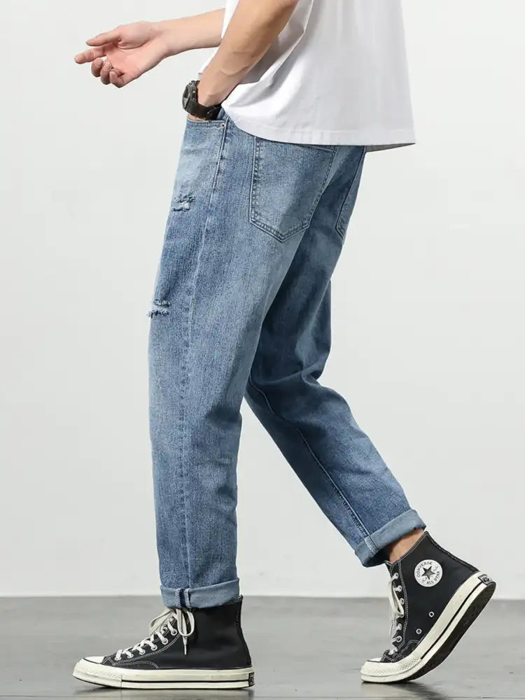 Men’s Distressed Loose Fit Jeans