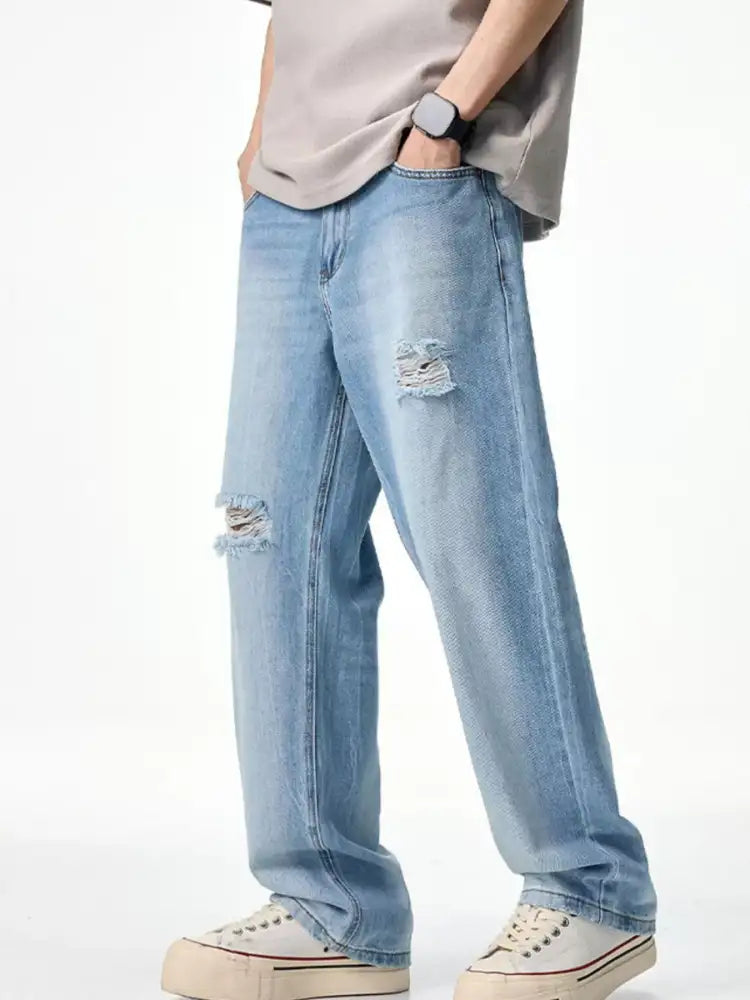 Men’s Distressed Relaxed Fit Jeans