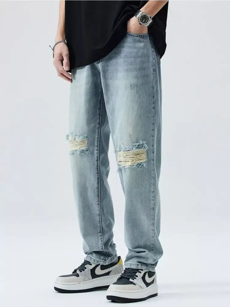 Men’s Distressed Relaxed Fit Jeans