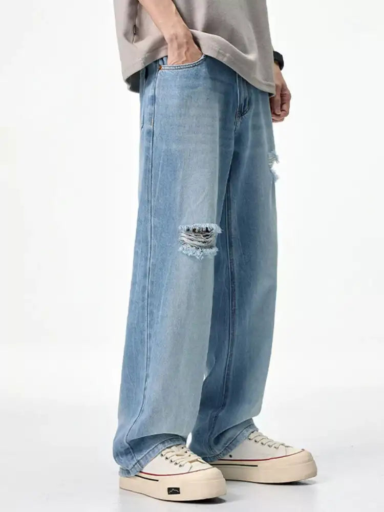 Men’s Distressed Relaxed Fit Jeans