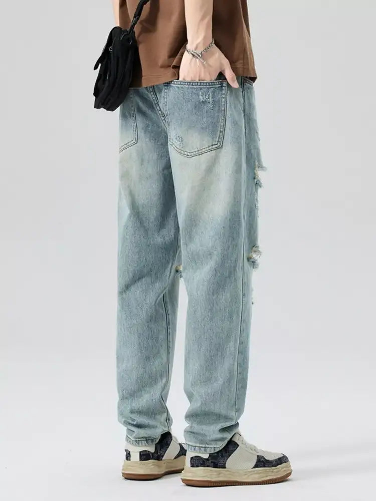 Men’s Distressed Relaxed Fit Jeans