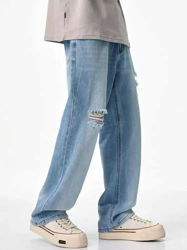 Men’s Distressed Relaxed Fit Jeans