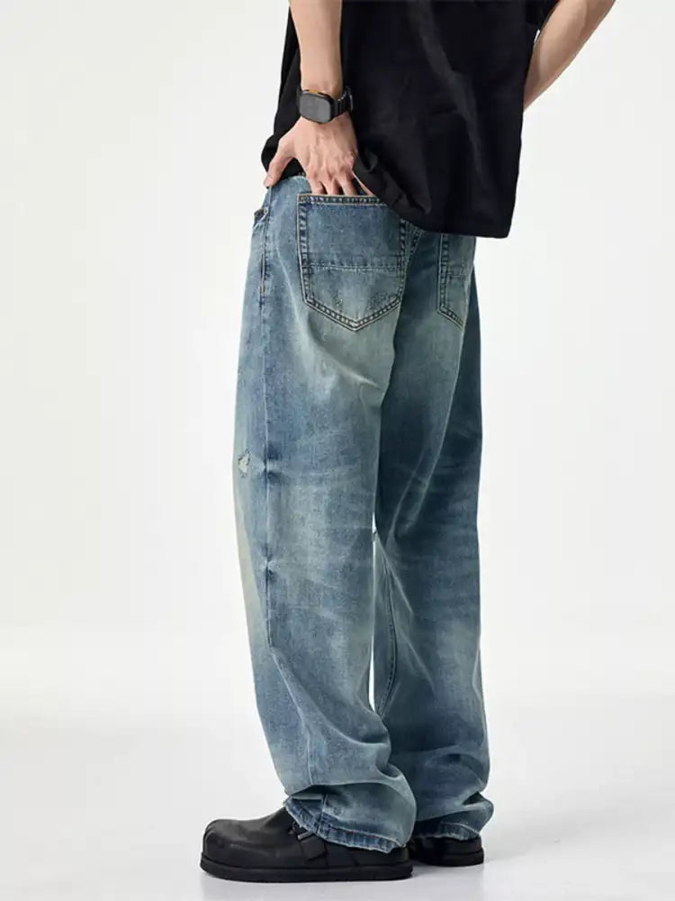 Men’s Distressed Relaxed Fit Jeans