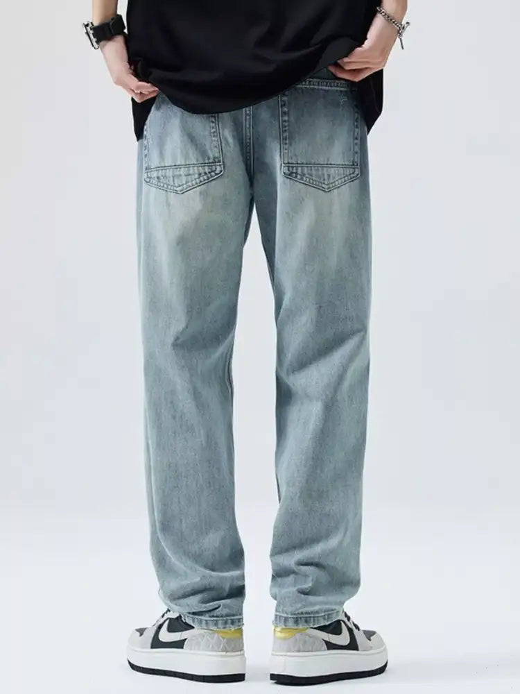 Men’s Distressed Relaxed Fit Jeans