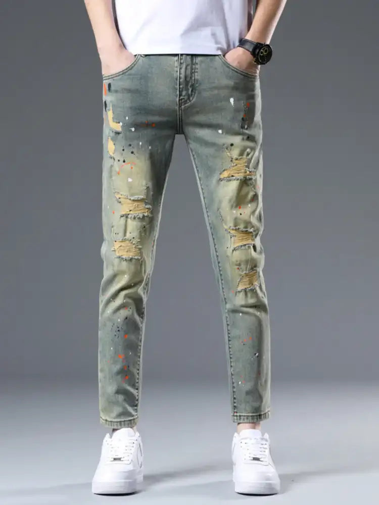 Men’s Distressed Slim Fit Jeans