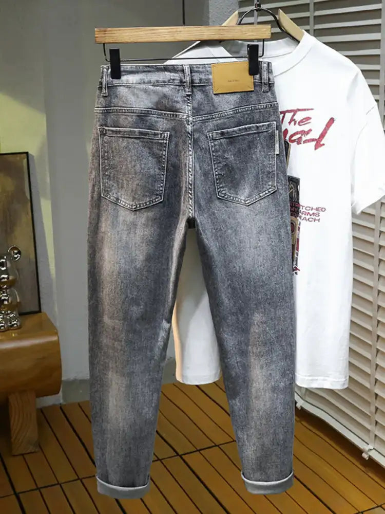 Men’s Distressed Slim Fit Jeans