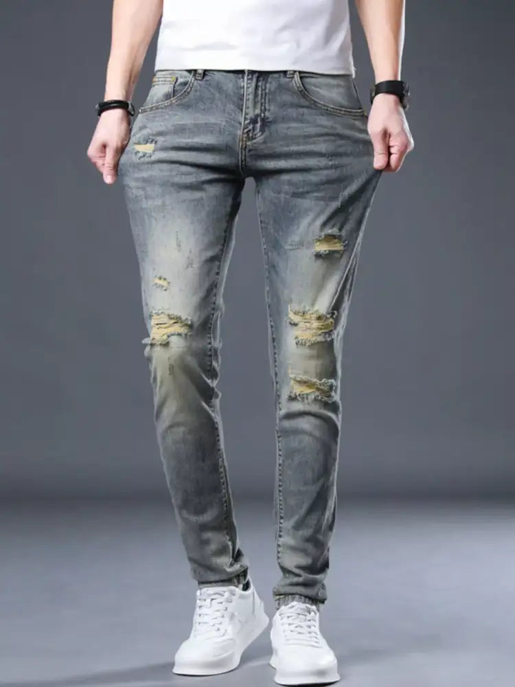 Men’s Distressed Slim Fit Jeans
