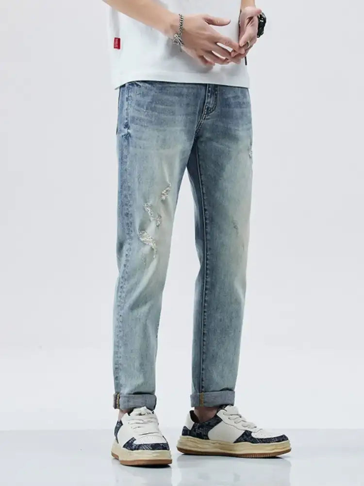 Men’s Distressed Slim Fit Jeans
