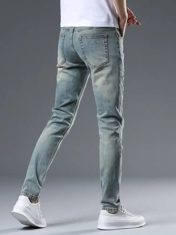 Men’s Distressed Slim Fit Jeans