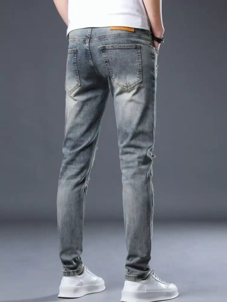 Men’s Distressed Slim Fit Jeans