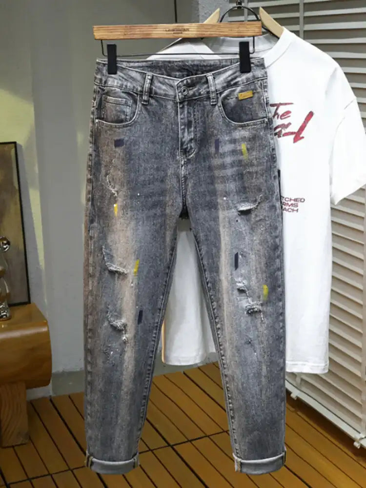 Men’s Distressed Slim Fit Jeans
