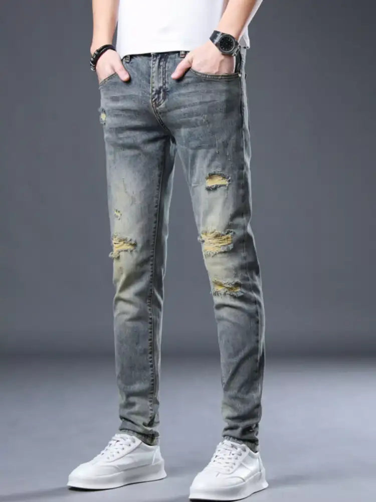 Men’s Distressed Slim Fit Jeans