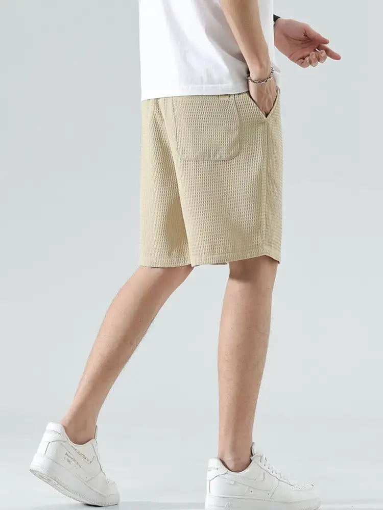 Men’s Drawstring Pocketed Shorts