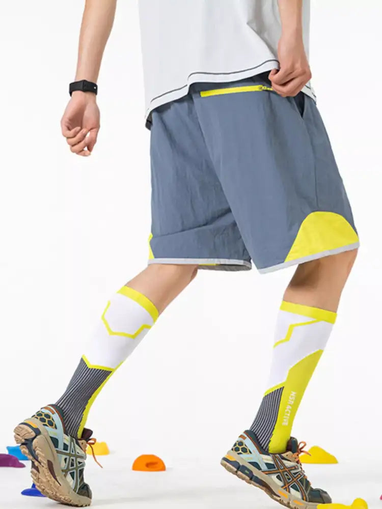 Men’s Drawstring Pocketed Shorts