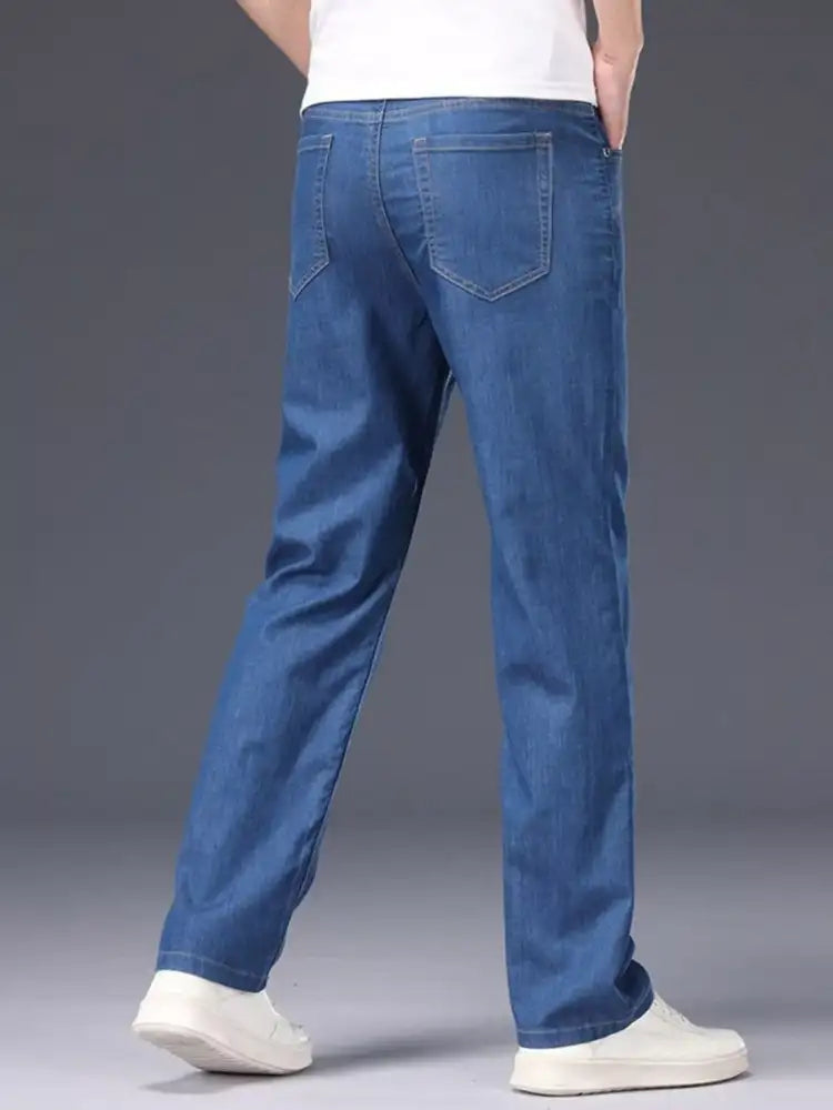 Men’s Loose Fit Jeans with Pockets
