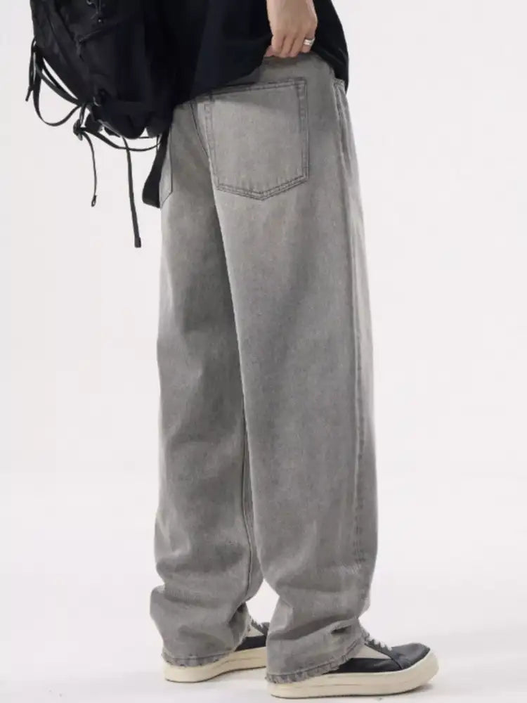 Men’s Loose Fit Wash Jeans