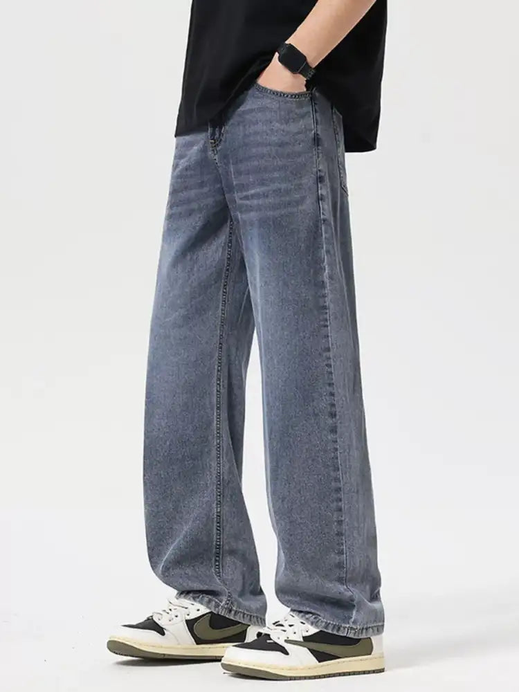 Men’s Loose Fit Wash Jeans