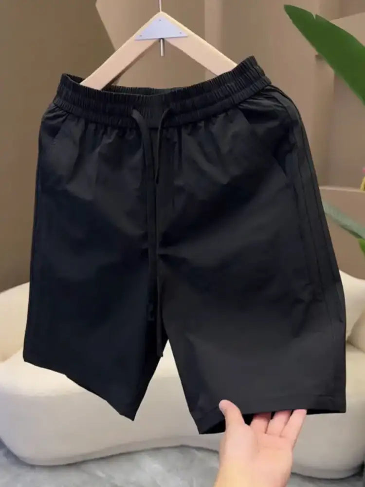 Men’s Pocketed Drawstring Shorts