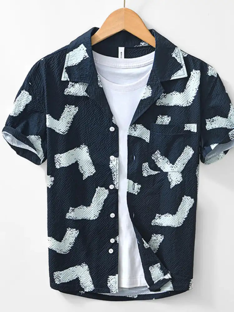Men’s Printed Button Up Short Sleeve Shirt