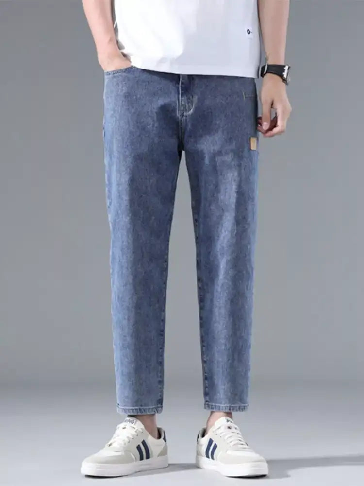 Men’s Relaxed Fit Casual Jeans