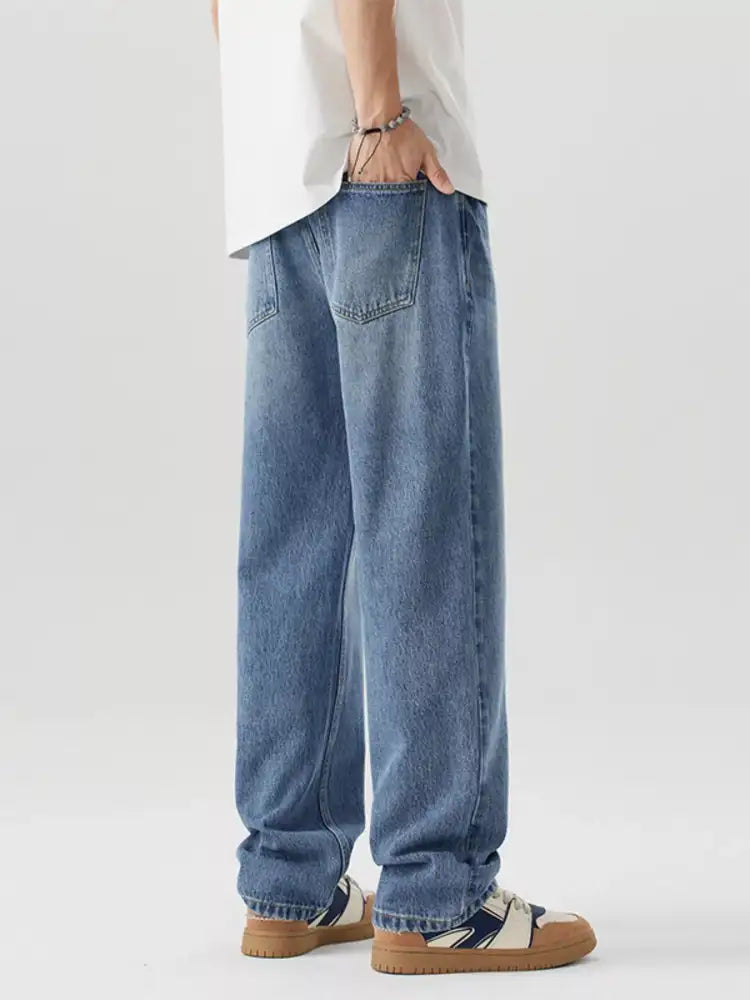 Men’s Relaxed Fit Wash Jeans