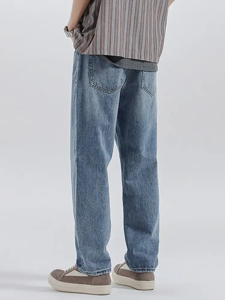 Men’s Relaxed Fit Wash Jeans